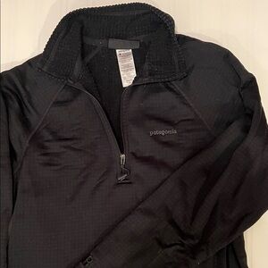 Patagonia Black Half-Zip Midweight Layer